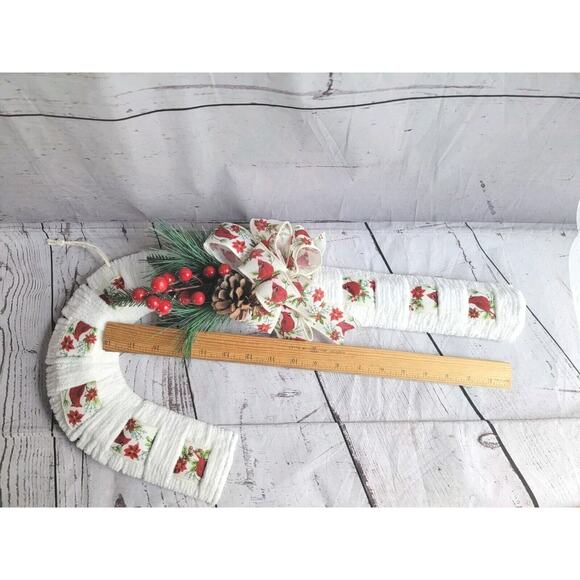 Handmade Candy Cane Wreath With Cardinal Ribbon And Embellishment Pinecone New - Picture 8 of 8